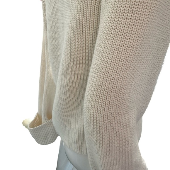 Banana Republic Women's Cream Cardigan Sweater - Picture 7 of 9